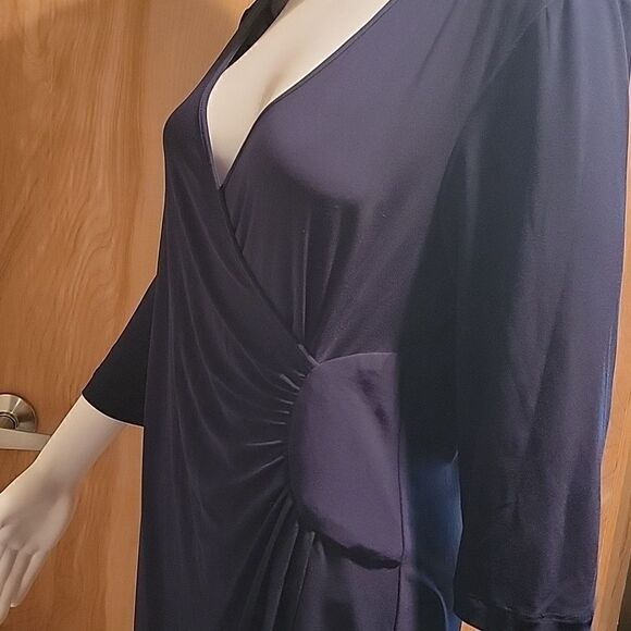 Laundry by Shelli Segal navy faux wrap dress - Picture 2 of 11